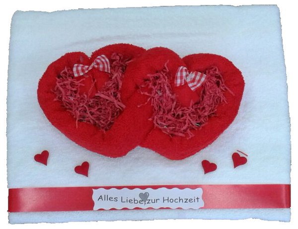 Frotteebox Geschenk Set Herzen in Handarbeit geformt aus 1x Handtuch weiß (100x50cm) + 2x Gästetuch