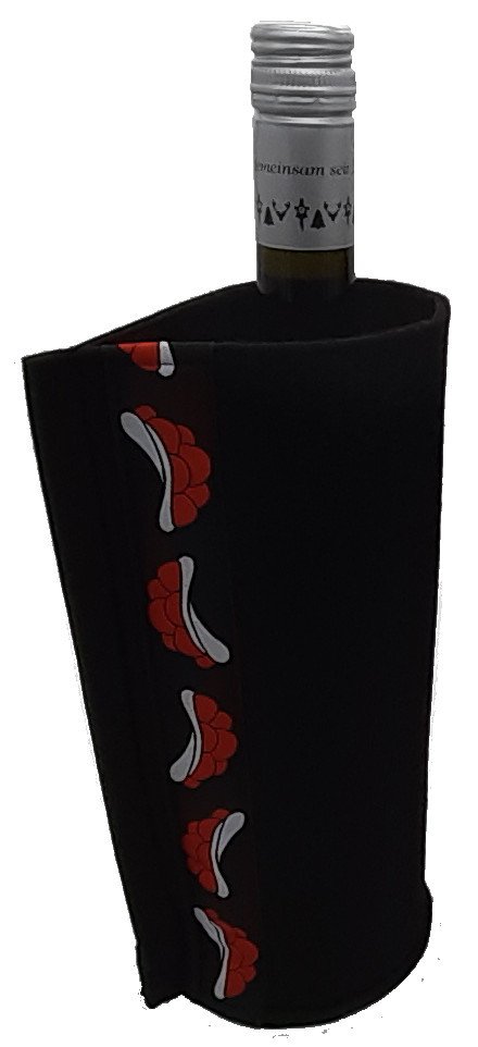 Schwarzwald Tasche aus Filz schwarz für Flaschen mit Motiv Bollenhut selbstgenäht