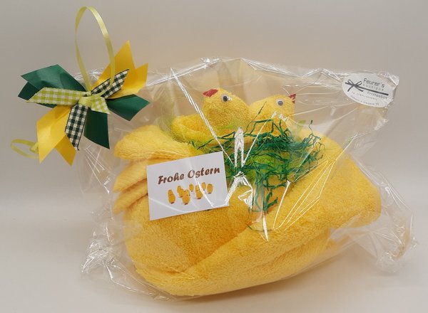 Frotteebox Geschenk Set Küken im Nest in Handarbeit geformt aus Handtuch + Waschhandschuh gelb